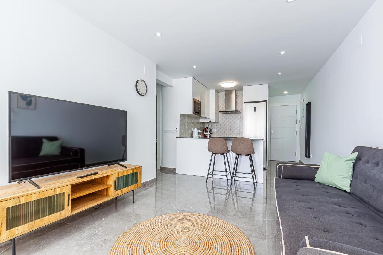 Virginia Levante Beach Apartments Бенидорм Екстериор снимка