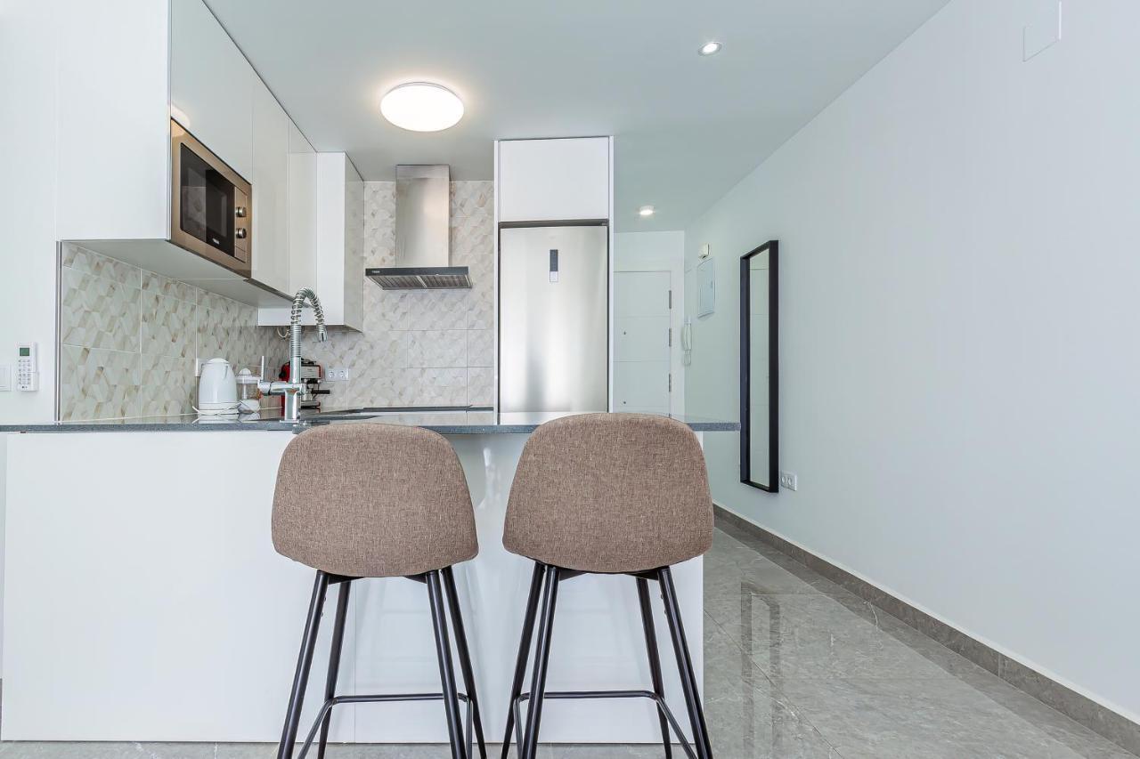 Virginia Levante Beach Apartments Бенидорм Екстериор снимка