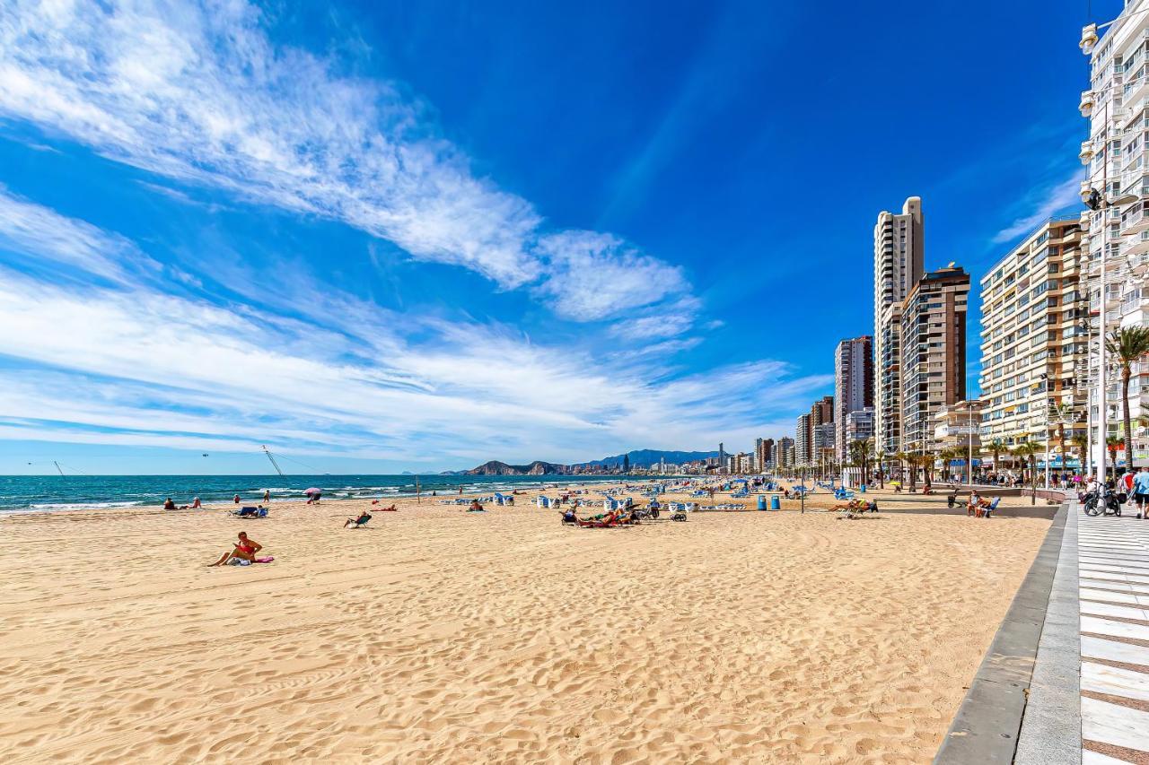 Virginia Levante Beach Apartments Бенидорм Екстериор снимка