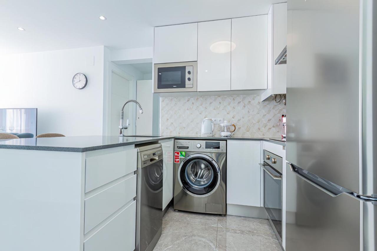 Virginia Levante Beach Apartments Бенидорм Екстериор снимка