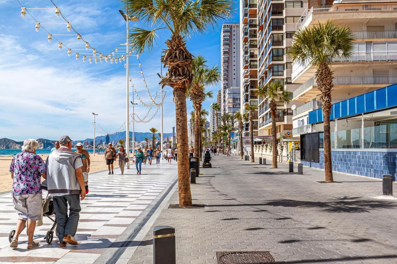 Virginia Levante Beach Apartments Бенидорм Екстериор снимка