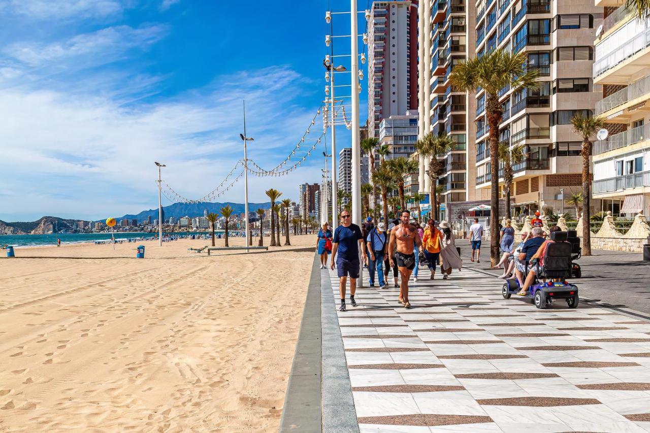 Virginia Levante Beach Apartments Бенидорм Екстериор снимка