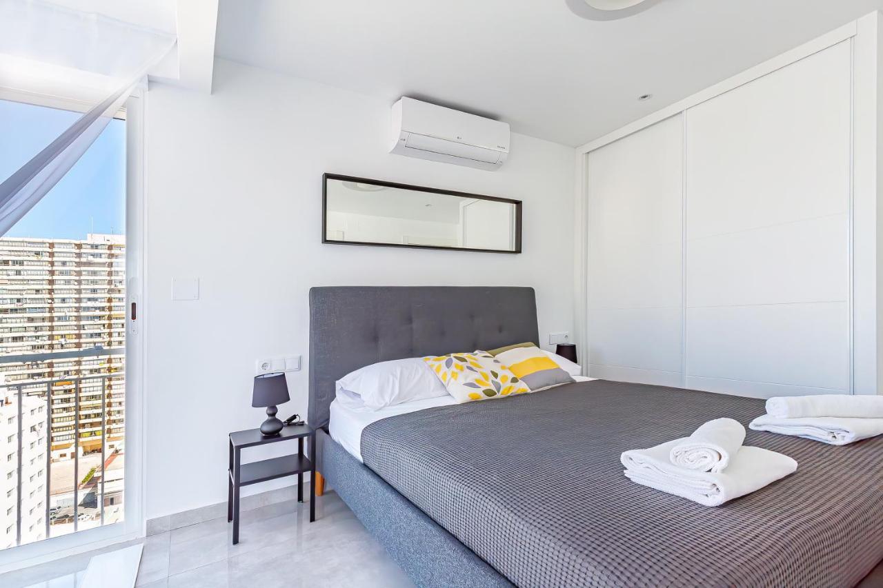 Virginia Levante Beach Apartments Бенидорм Екстериор снимка